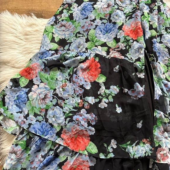 LULU’S Effortless Energy Black Floral Print Asymmetrical Maxi Dress - Picture 7 of 9